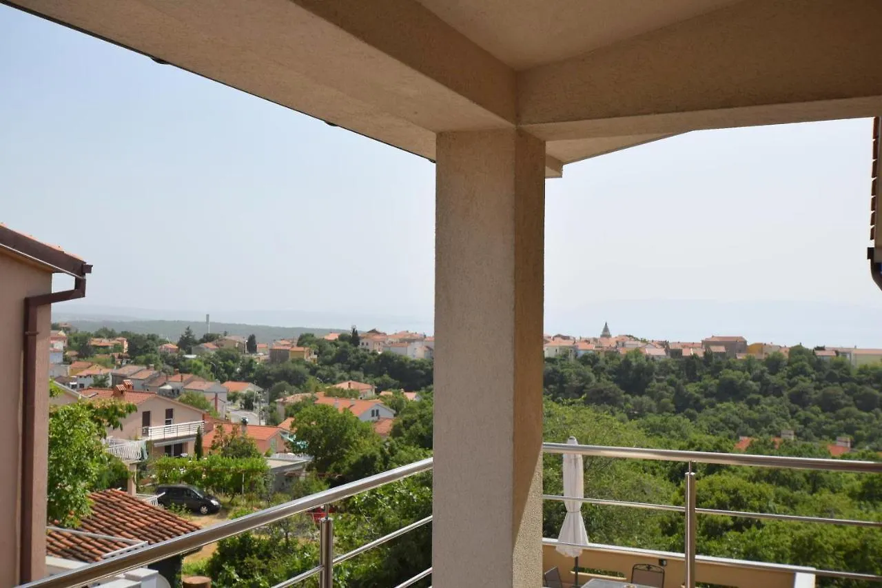 Apartments Zrinka Omisalj